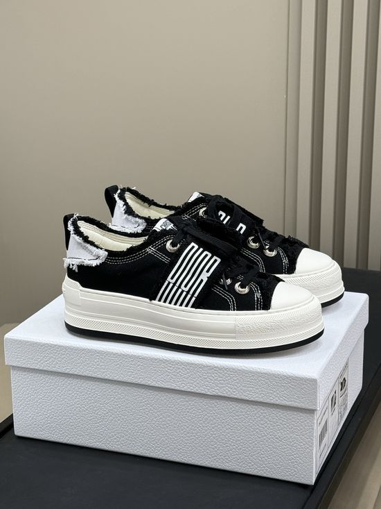 Christian Dior Classic Thick Sole Casual Sneakers with Embroidery Details