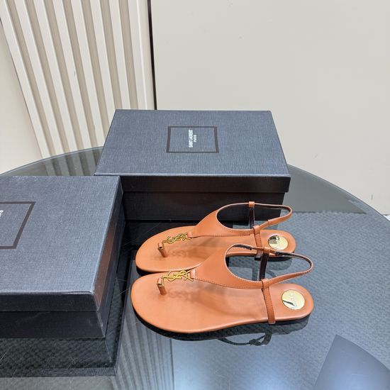 Yves Saint Laurent Comfortable Flat Leather Sandals For Daily Wear
