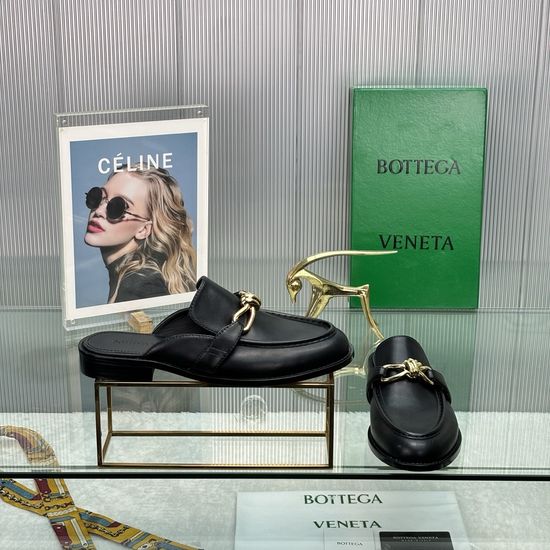 Bottega Veneta Round Toe Loafers with Decorative Buckle Premium Soft Upper Durable Sole