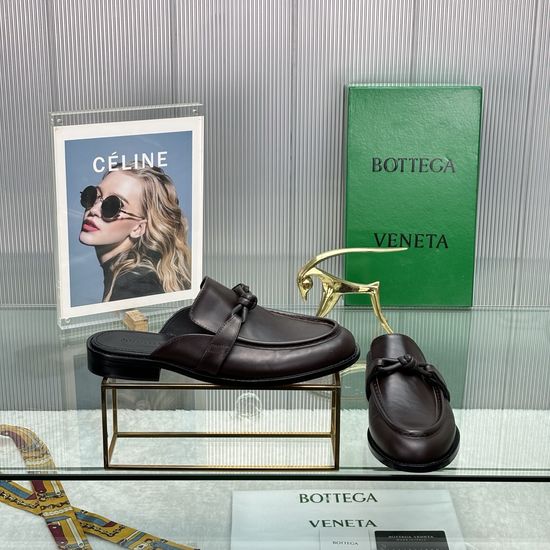 Bottega Veneta Round Toe Loafers with Decorative Buckle Premium Soft Upper Durable Sole
