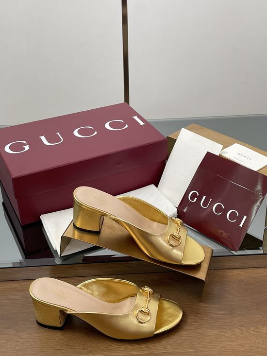 Gucci Horsebit Decor Leather Sandals With Block Heel