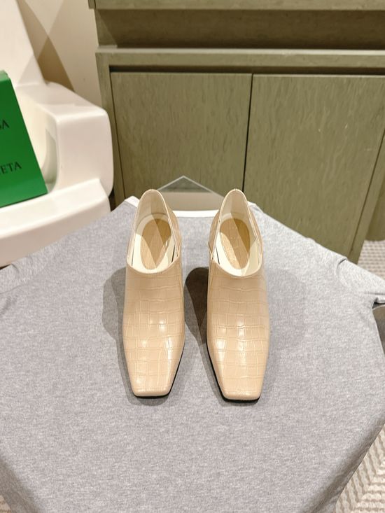 Bottega Veneta Classic Stiletto Heels With Soft Upper