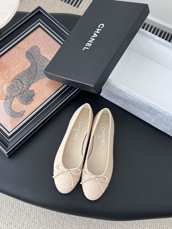 Chanel Classic Round Toe Low Heel Ballet Flats with Leather Sole
