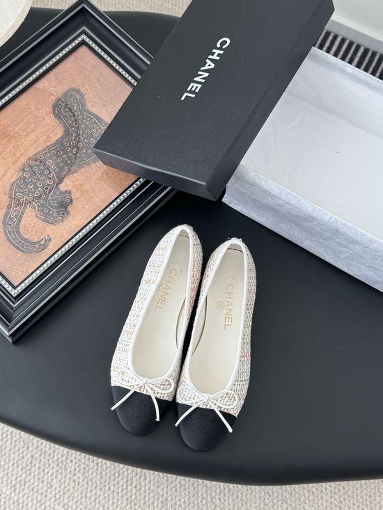 Chanel Classic Round Toe Low Heel Ballet Flats with Leather Sole
