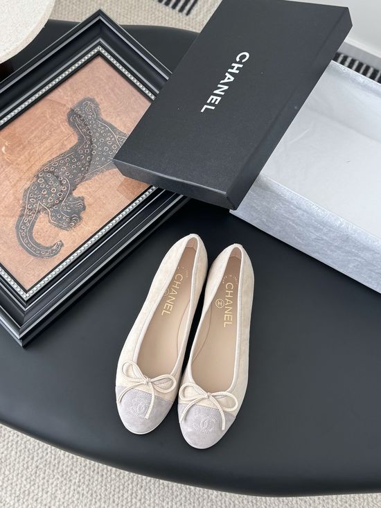 Chanel Classic Round Toe Low Heel Ballet Flats with Leather Sole
