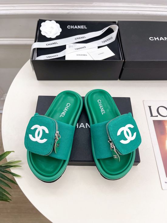 Chanel Fabric Upper Casual Slip-on Slides Soft Comfort Lining
