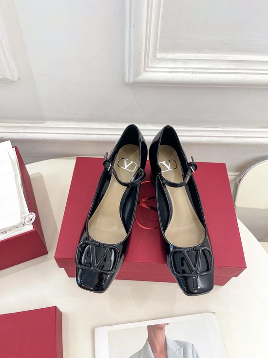 Valentino Patent Leather Mary Jane Pumps with Metal V Accent