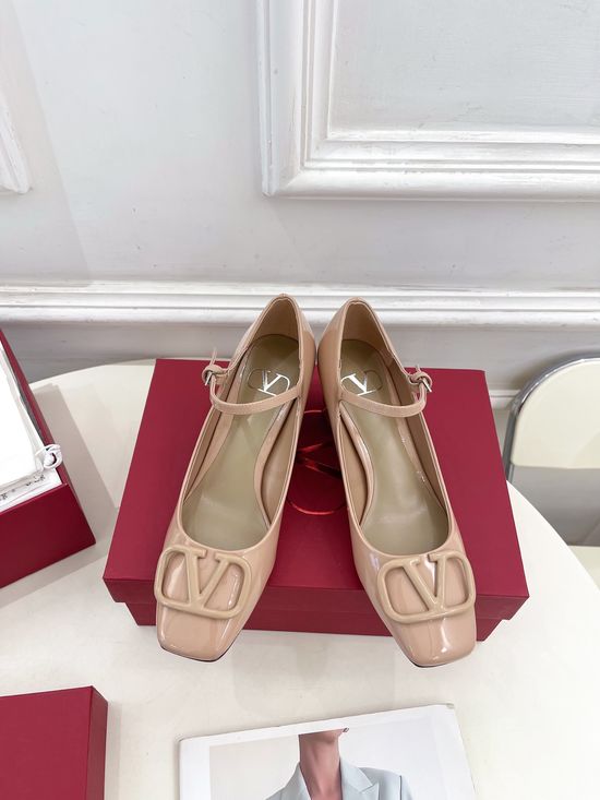 Valentino Patent Leather Mary Jane Pumps with Metal V Accent