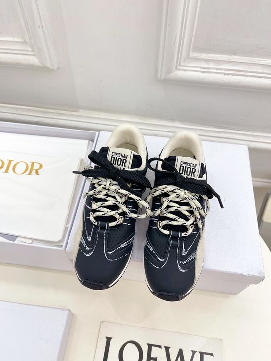 Christian Dior Classic Graffiti Casual Sneakers Comfortable Non-slip Sole