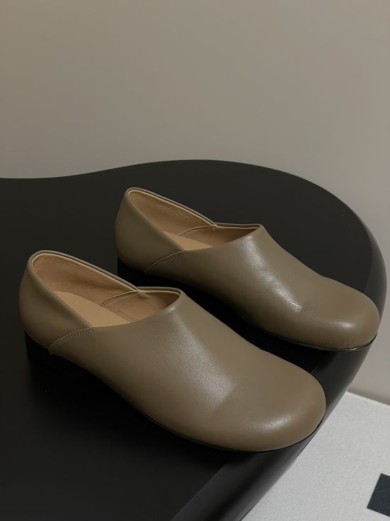 Lemaire Classic Leather Moccasins with Comfortable Soles