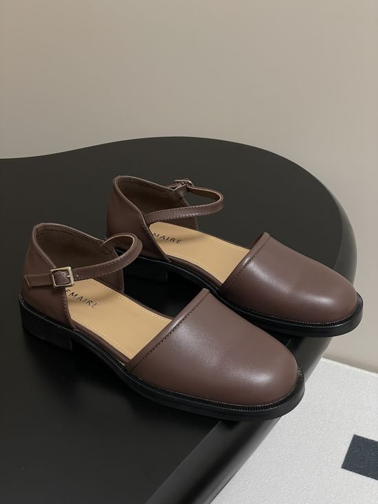 Lemaire Vintage Round Toe Chunky Heel Mary Jane Shoes
