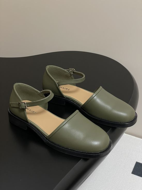 Lemaire Vintage Round Toe Chunky Heel Mary Jane Shoes