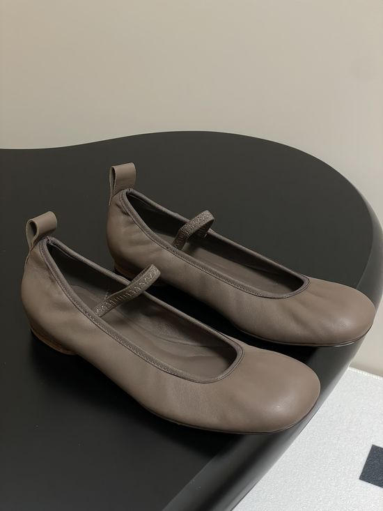 Lemaire Comfortable Mary Jane Flats with Low Heels
