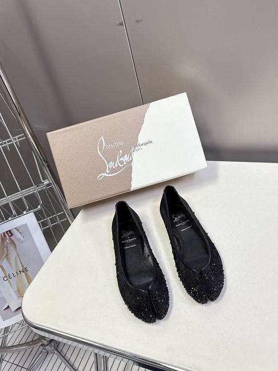 Christian Louboutine Split Toe Rhinestone Flat Shoes Soft Leather Insole