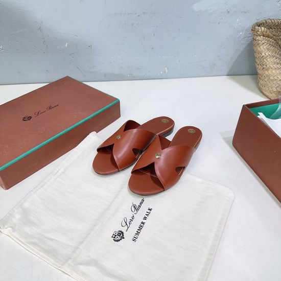 Loro Piana Low Heel Casual Slippers With Metal Logo Accent