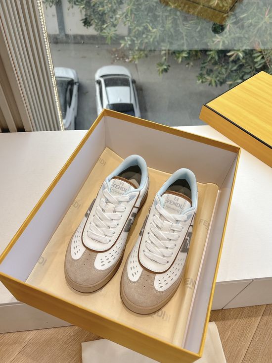 Fendi Breathable Retro Stitching Versatile Casual Sneakers