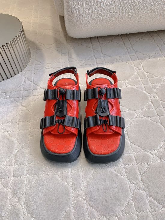 Louis Vuitton Comfortable Thick Sole Casual Sandals For Daily Use