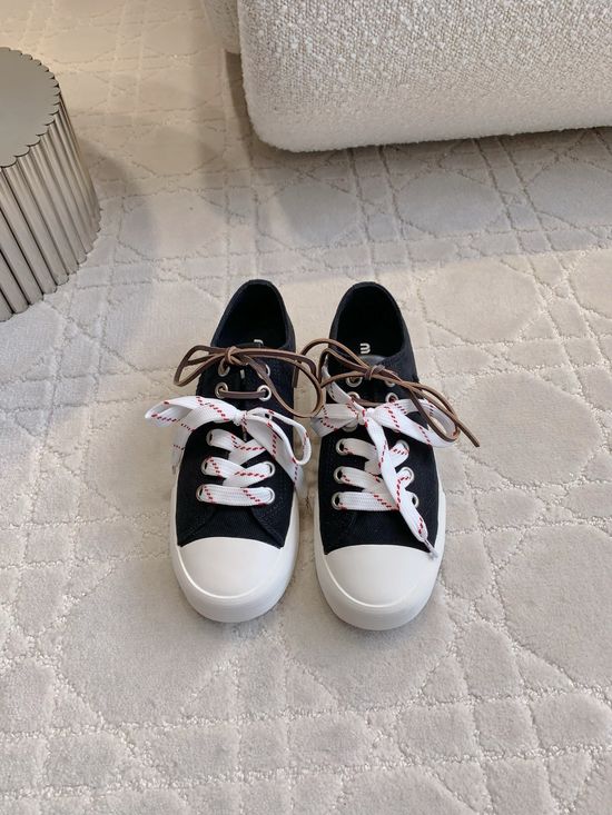 Miu Miu Versatile Canvas Casual Shoes For All Year Wear