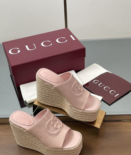 Gucci Platform Wedge Sandals with Interlocking Logo and Rope Sole