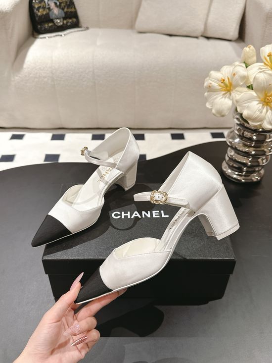 Chanel Pointed Toe Chunky Heel Mary Jane Sandals Elegant Daily Shoes