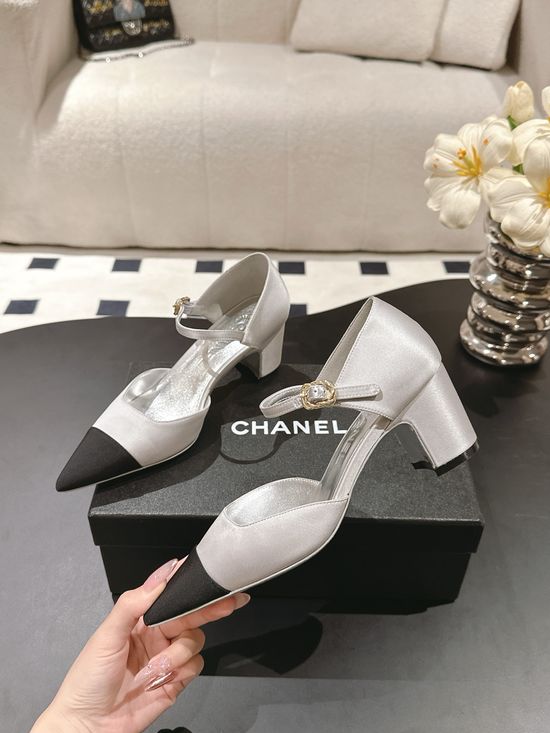 Chanel Pointed Toe Chunky Heel Mary Jane Sandals Elegant Daily Shoes