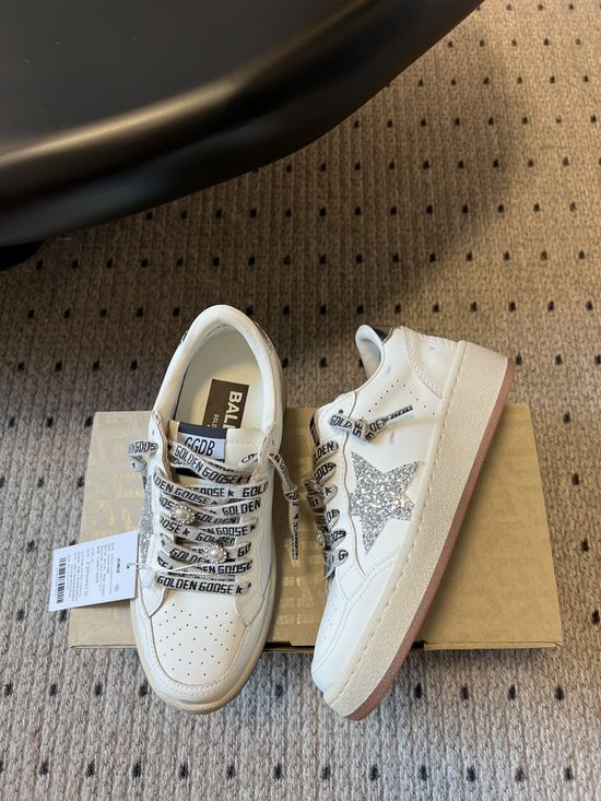 Golden Goose Vintage Distressed Leather Platform Casual Sneakers
