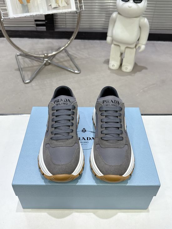 Prada Trendy Classic Wear-resistant Lightweight Daily Casual Footwear