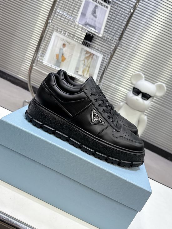 Prada Fashion Versatile Comfortable Non-slip Premium Quality Casual Shoes