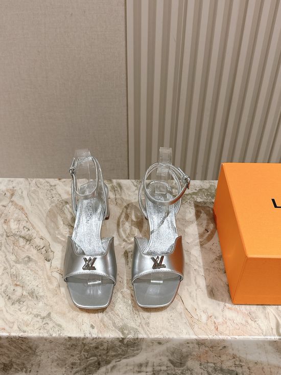 Louis Vuitton Patent Leather Mary Jane Shoes Comfortable Footwear