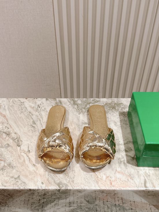 Bottega Veneta Handwoven Lambskin Comfortable Non-deformable Casual Slippers