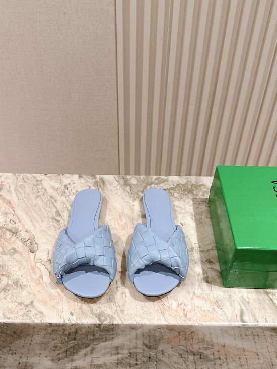 Bottega Veneta Handwoven Lambskin Comfortable Non-deformable Casual Slippers