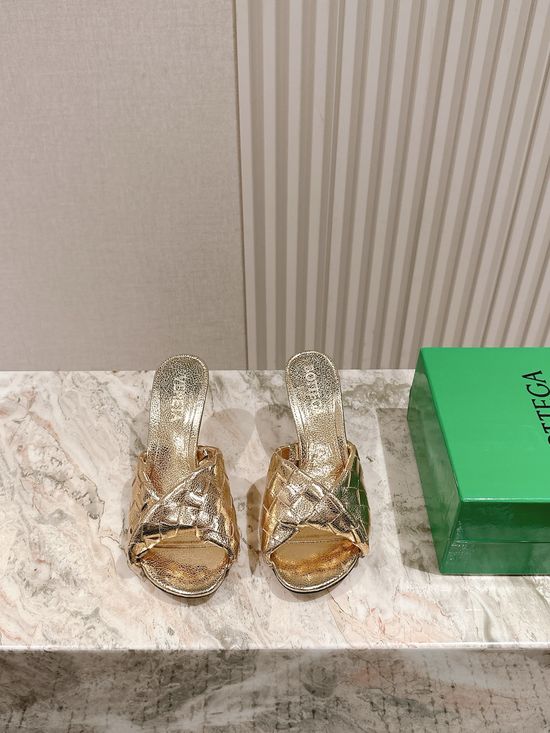 Bottega Veneta Handwoven Lambskin Comfortable Non-deformable Casual Slippers