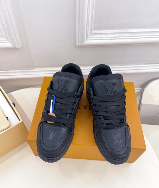 Louis Vuitton LV Premium Grain Leather Retro Casual Sneakers