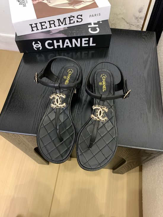 Chanel Premium Leather Toe-Post Sandals With Leather Sole