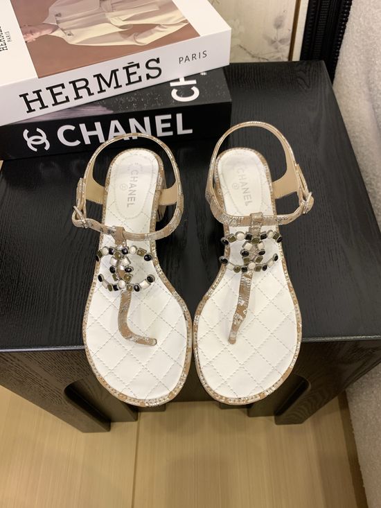 Chanel Premium Leather Toe-Post Sandals With Leather Sole