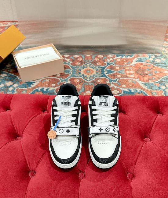 Louis Vuitton LV Perforated Leather Casual Skateboarding Retro Sneakers