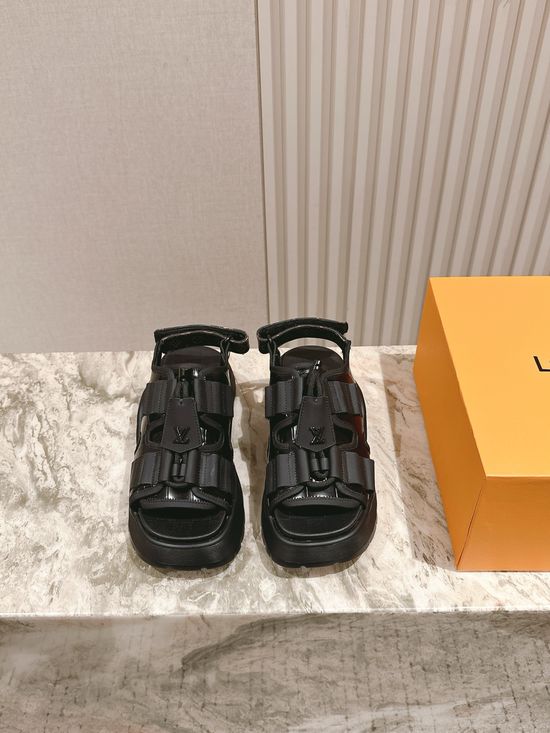 Louis Vuitton Patent Leather Platform Sandals Comfortable Elevated