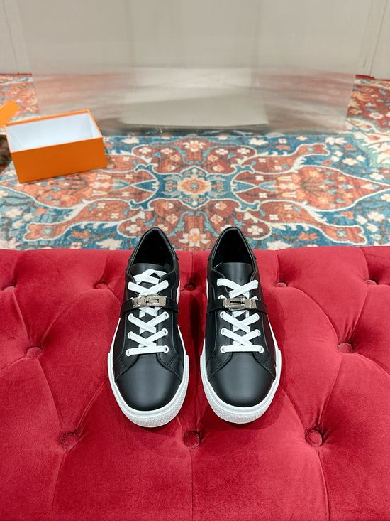 Hermes Classic Buckle Casual Shoes with Premium Leather