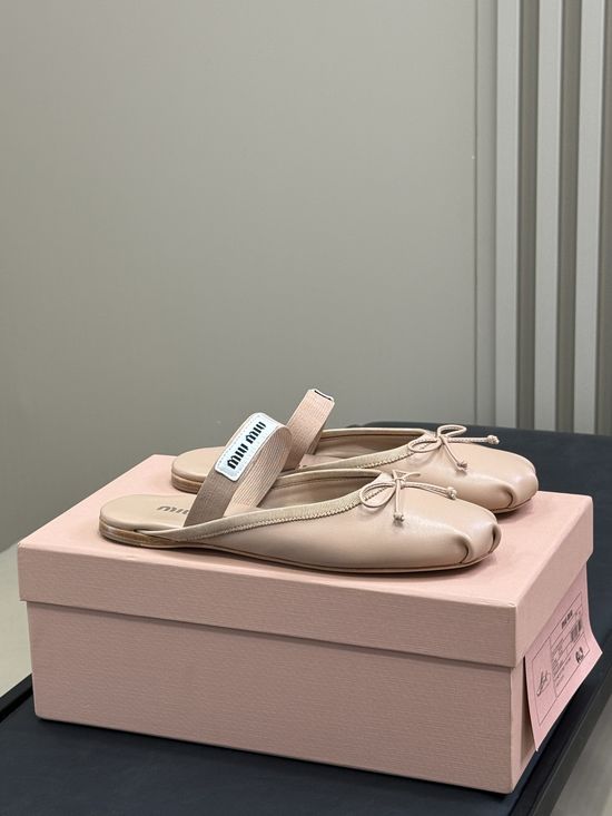 Miu Miu Premium Leather Upper Comfort Ballet Mules