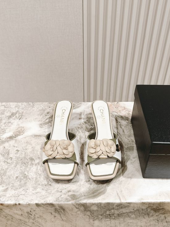 Chanel Flower Decor Leather Mules with Genuine Leather Outsole