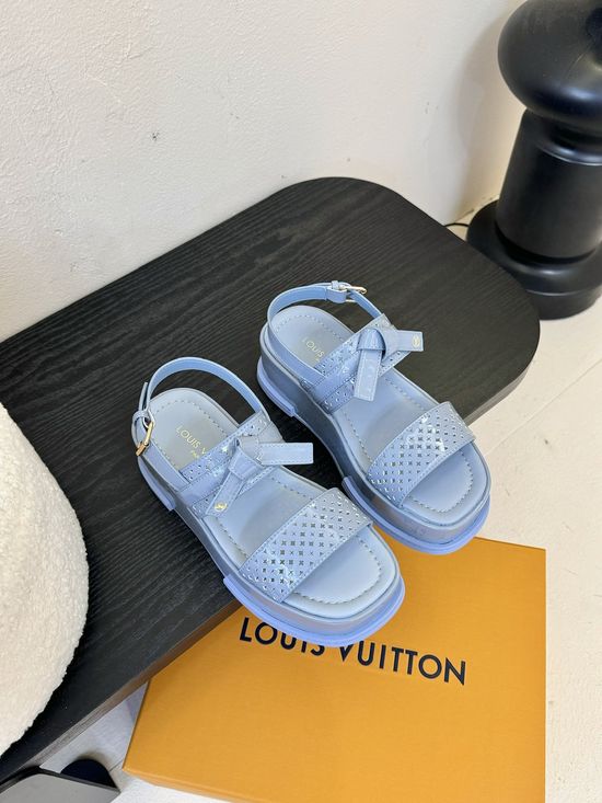 Louis Vuitton Lacquered Hardware Decor Thick Sole Leather Sandals