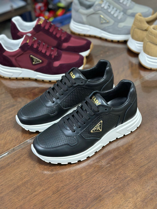 Prada Premium Leather Sneakers with Breathable Design and Durable Sole