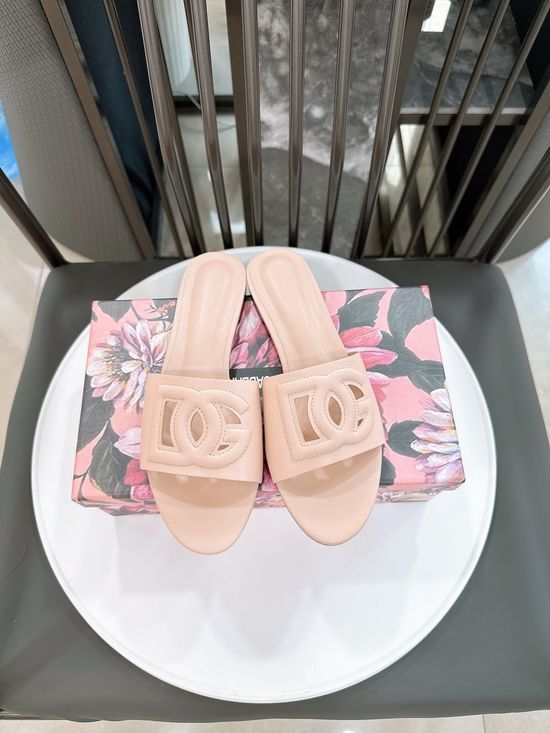 Chanel Logo Decorated Non-slip Comfort Casual Slides