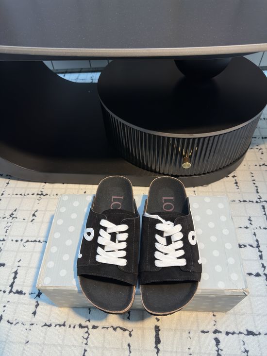 Loewe Adjustable Leather Slippers with Ergonomic Comfort