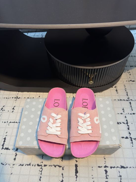 Loewe Adjustable Leather Slippers with Ergonomic Comfort
