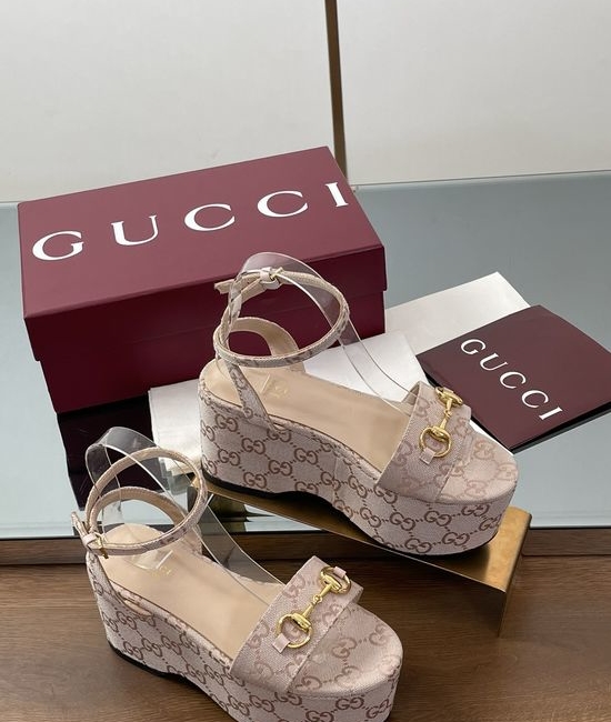 Gucci Platform Peep Toe Wedge Sandals With Signature Buckle Accent