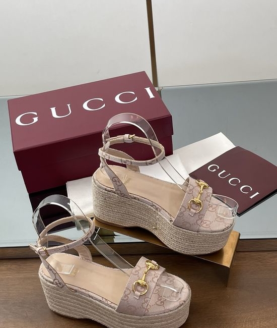 Gucci Espadrille Platform Peep Toe Sandals With Classic Buckle Detail