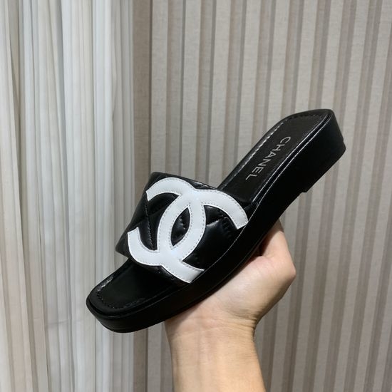 Chanel Classic Logo Slip On Slides Versatile Daily Wear