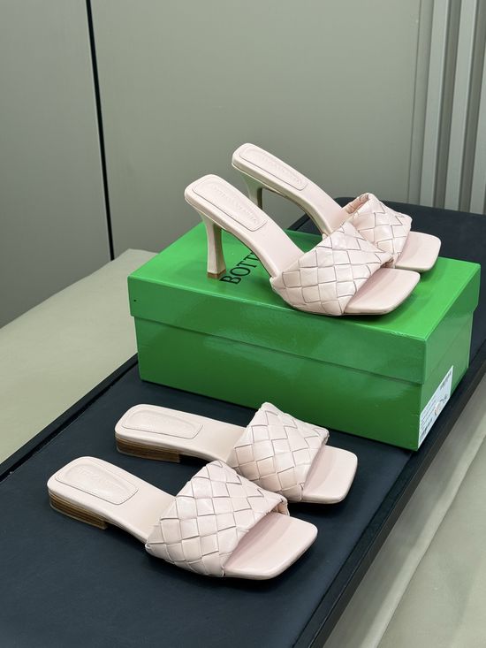 Bottega Veneta Woven Leather Comfort Casual Flat Mule Slides