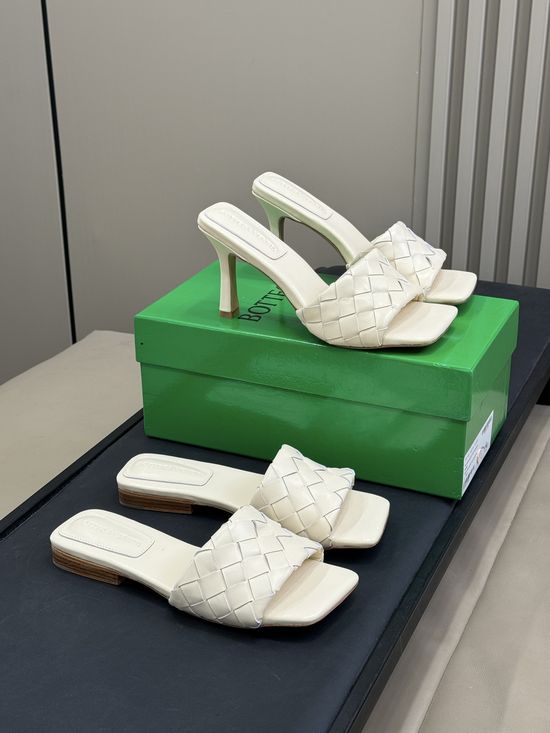 Bottega Veneta Woven Leather Comfort Casual Flat Mule Slides